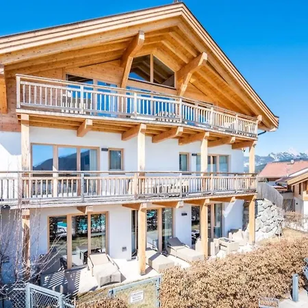 Luxus Poolblick - Mit Eigener Sauna By Interhome *