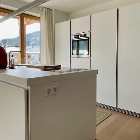 Appartement Luxus Poolblick - Mit Eigener Sauna By Interhome *