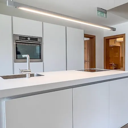Appartement Luxus Poolblick - Mit Eigener Sauna By Interhome