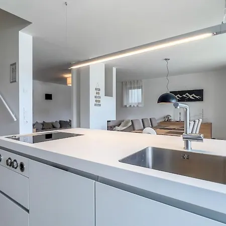Appartement Luxus Poolblick - Mit Eigener Sauna By Interhome Seefeld in Tirol