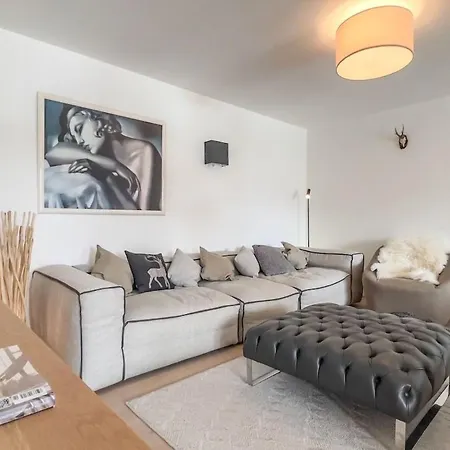 Appartement Luxus Poolblick - Mit Eigener Sauna By Interhome Seefeld in Tirol